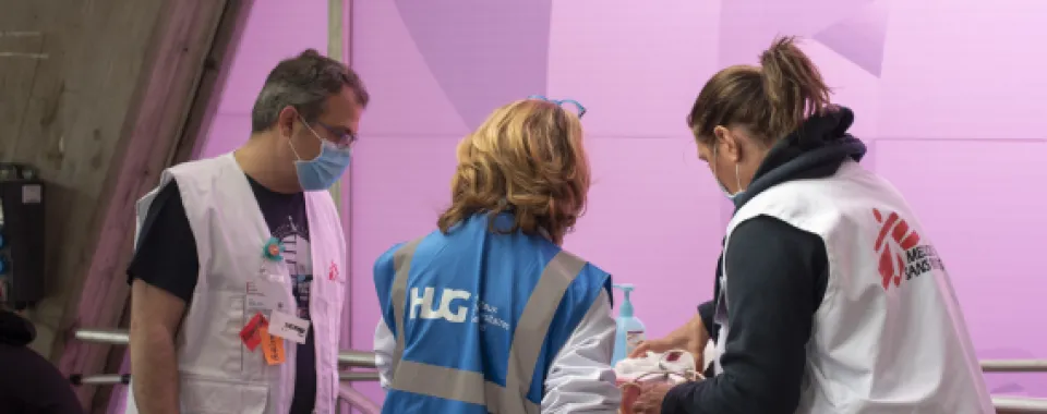 HUG - MSF COVID-19 et précarité à Genève : la précarité accroît l’exposition au virus et inquiète les personnes défavorisées