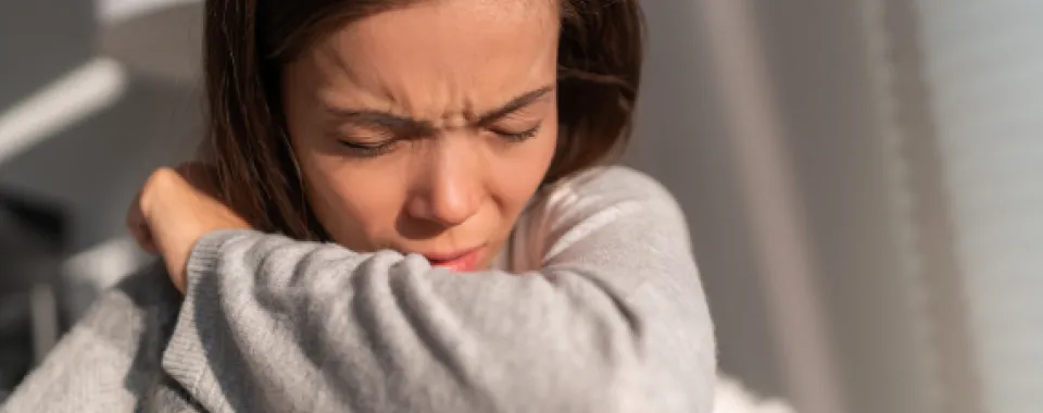 COVID long : quatre personnes sur dix présentent encore des symptômes plus de sept mois après leur infection