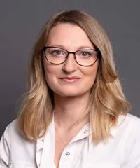 Mme Sylwia Lewicka